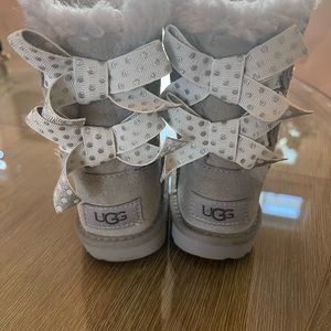 Ugg toddler door grey